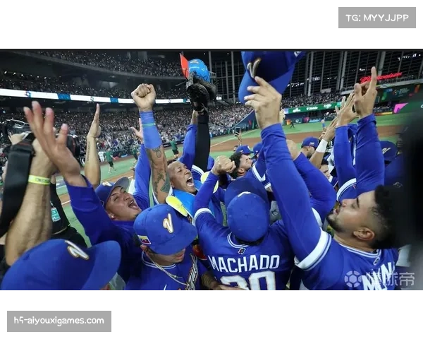 WBC决赛委内瑞拉队3-2击败美国队，队史首次夺得该项赛事冠军